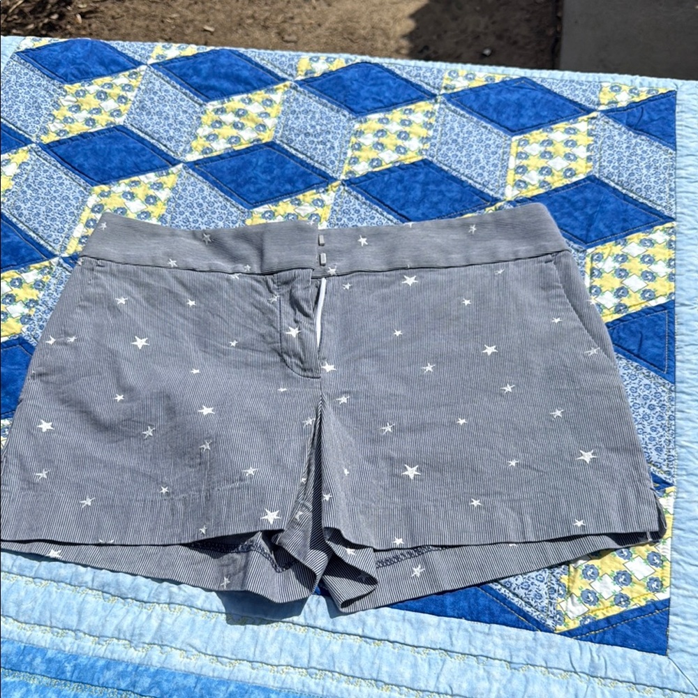 Gray Star-Patterned Women's Shorts